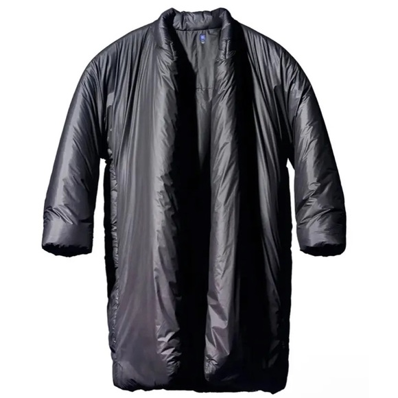 New Balenciaga × Gap × Yeez
Yeezy Gap Engineered by Balenciaga Long Round Jacket - Picture 2 of 3